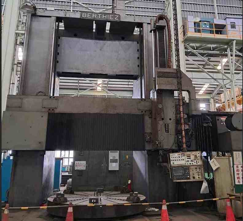 Double　Column　Vertical Lathe 